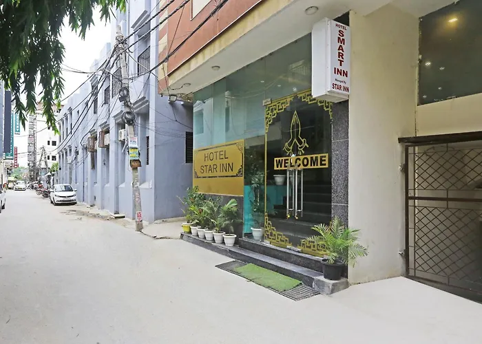 Hotel Star Inn-Near Delhi Airport